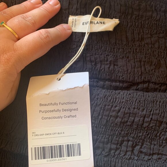 NWT EVERLANE The Gauze Off-the-Shoulder Dress Black S Smocked Bodice Fit & Flare - Picture 5 of 8